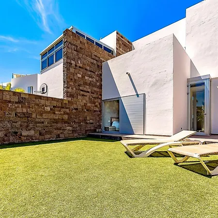 Villa Luxury In Habitats Del Duque