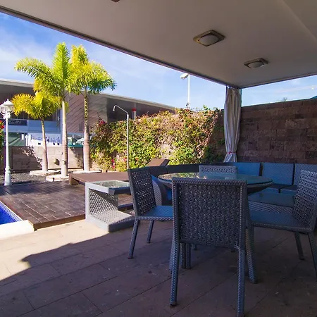 Luxury In Habitats Del Duque Villa