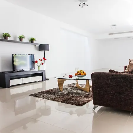 Luxury In Habitats Del Duque *