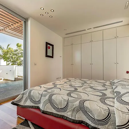 Luxury In Habitats Del Duque 빌라 아데헤