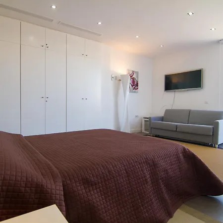 빌라 Luxury In Habitats Del Duque 아데헤