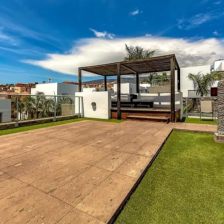 Luxury In Habitats Del Duque * 아데헤